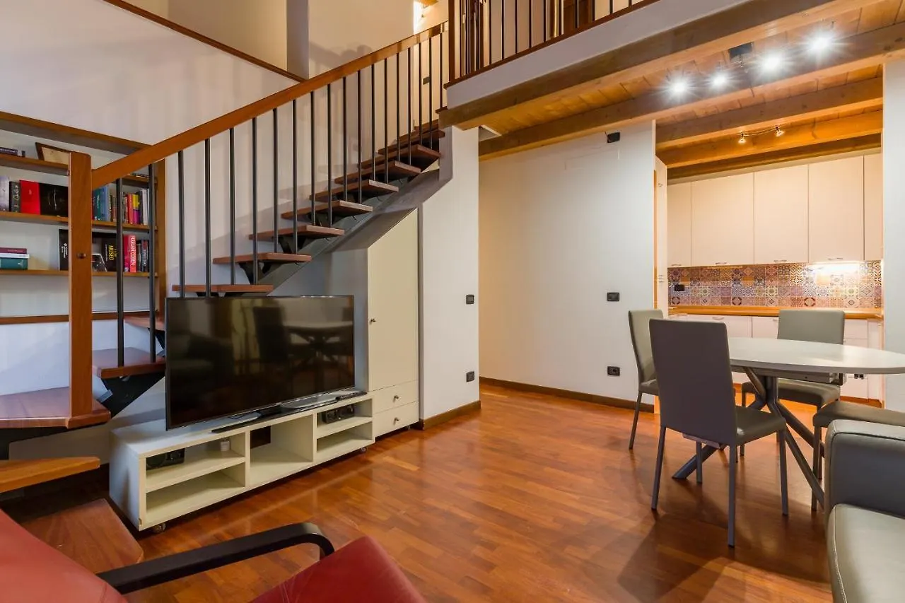 Apartment Appartamento Stradone Provolo Verona