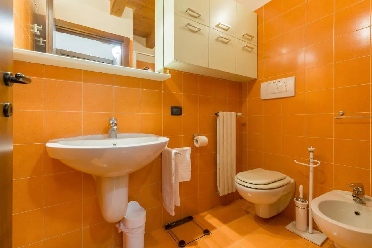 Apartment Appartamento Stradone Provolo Verona Italy